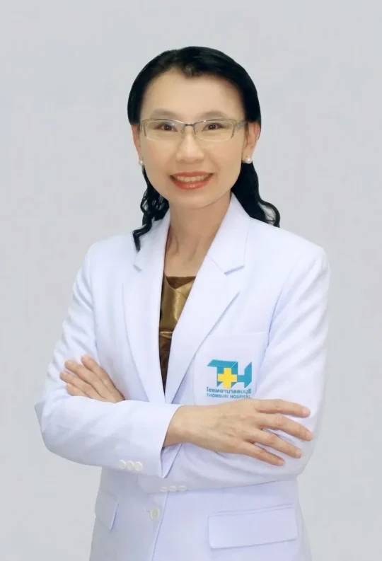 พญ.รดีวันต์ ไตรสถิตวร